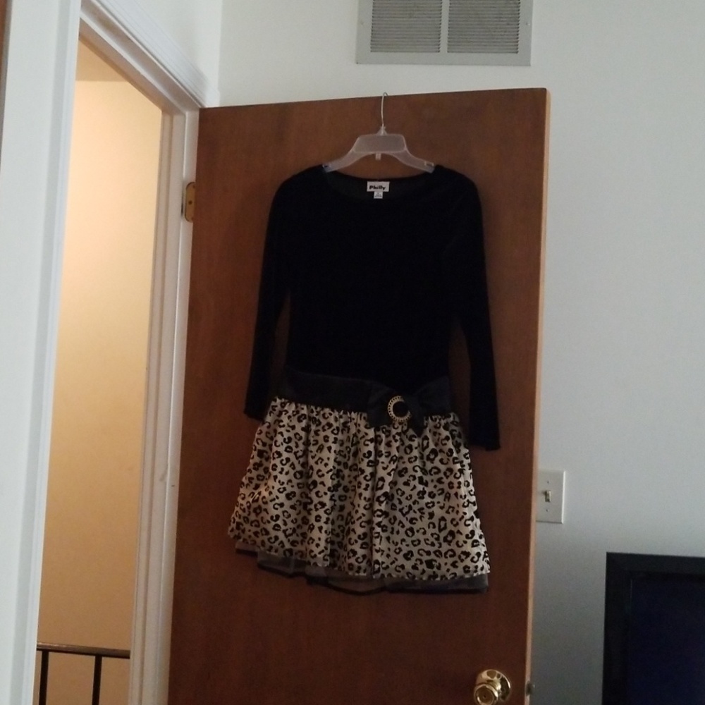 Girls dress